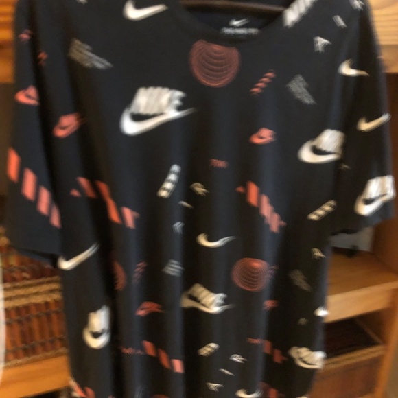 Rare NIke TShirt - Picture 7 of 10